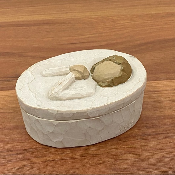 Vintage 2004 Susan Lordi DEMDACO Willow Tree Wishes Small Lidded Trinket Box - Picture 6 of 13